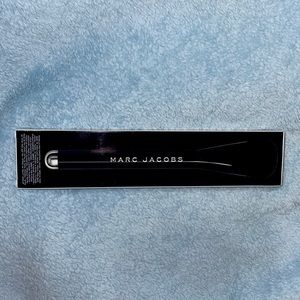 Marc Jacobs Foundation Brush